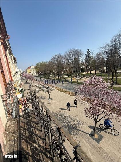 Apartament cu 3 camere în Ultracentral
