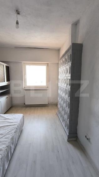 Apartament cu 4 camere decomandat în Burdujeni