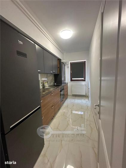 Apartament cu 2 camere decomandat în Galata