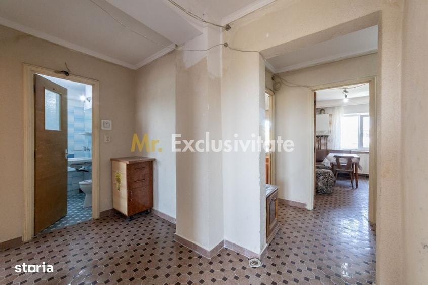 Apartament cu 3 camere decomandat în Găvana