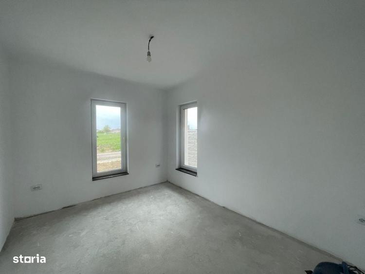 Casă cu 4 camere cu Teren 232 Mp în Central