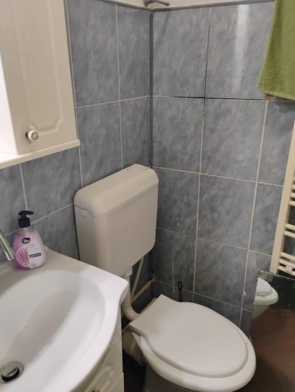 Garsonieră decomandată în Central