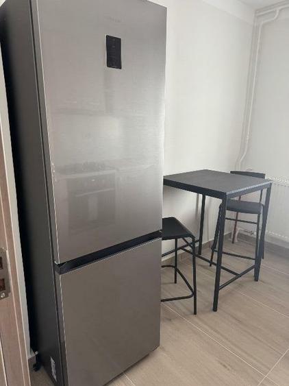 Apartament cu 2 camere decomandat, mobilat în Primăverii