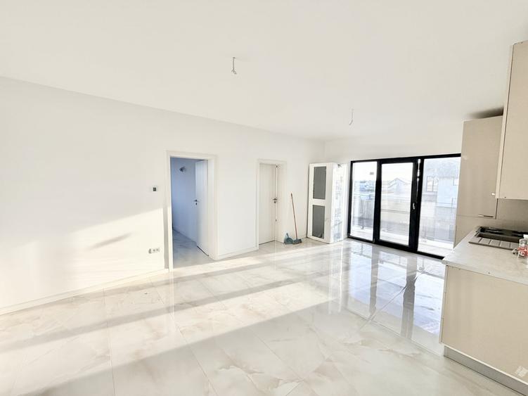 Apartament cu 3 camere decomandat în Moșnița Nouă