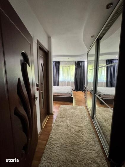 Apartament cu 4 camere decomandat în Vasile Alecsandri