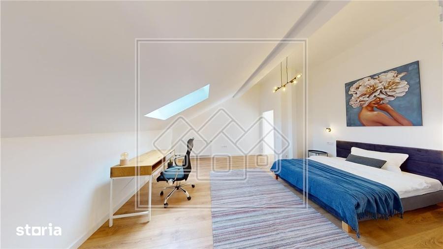 Apartament cu 3 camere în Cristian