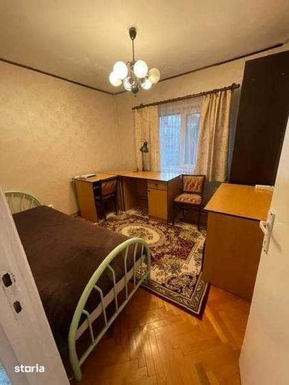 Apartament cu 3 camere semidecomandat în Șagului