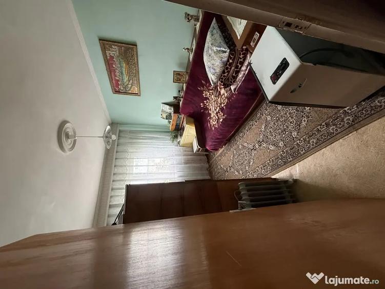 Apartament cu 3 camere decomandat în Găvana