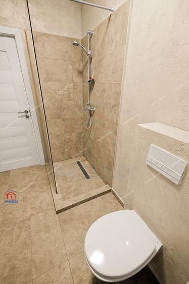 Apartament cu 2 camere decomandat, mobilat în Faleză