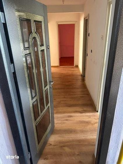 Apartament cu 2 camere decomandat în Confecții