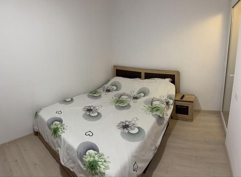 Apartament cu 2 camere semidecomandat în Exterior Vest