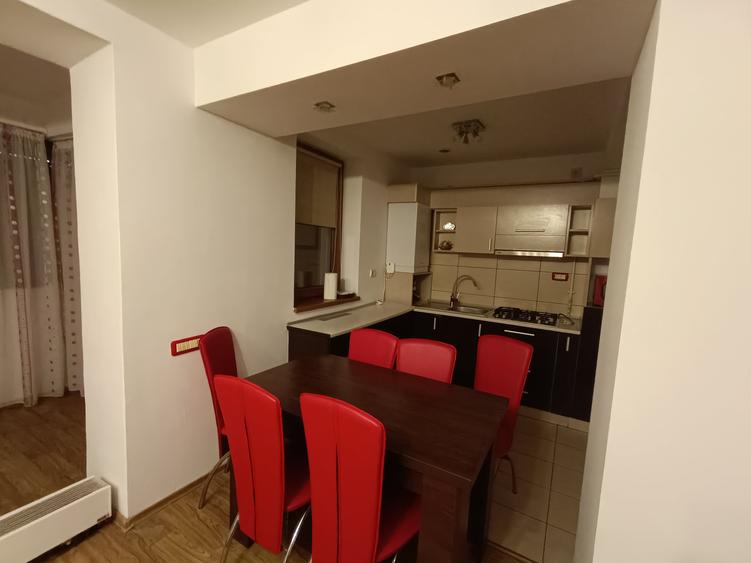 Apartament cu 2 camere semidecomandat în Central