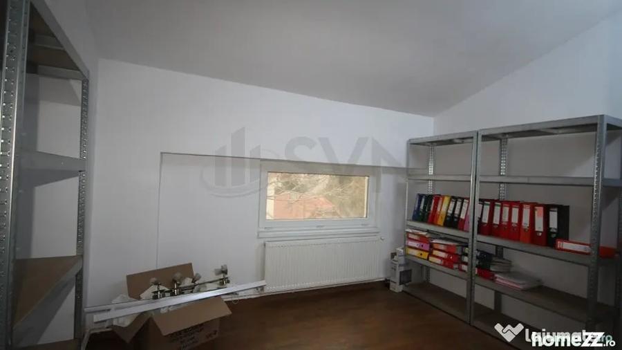 Casă cu 7 camere cu Teren 500 Mp în 1 Mai