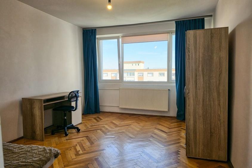 Apartament cu 2 camere decomandat în Spitalul Județean