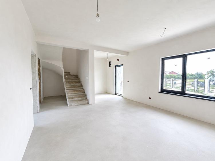Triplex P+1 de Vânzare Dancu Iași 2026 - 93mp + Teren 110mp - 140.000€ - Comision 0% - 6