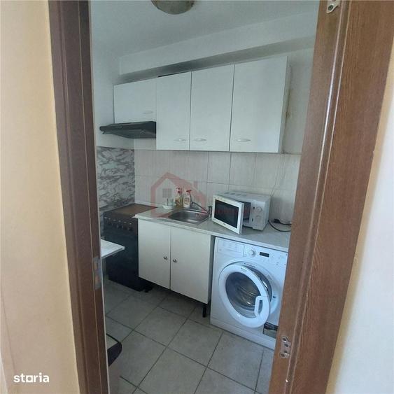 Garsonieră semidecomandată în Costin Georgian