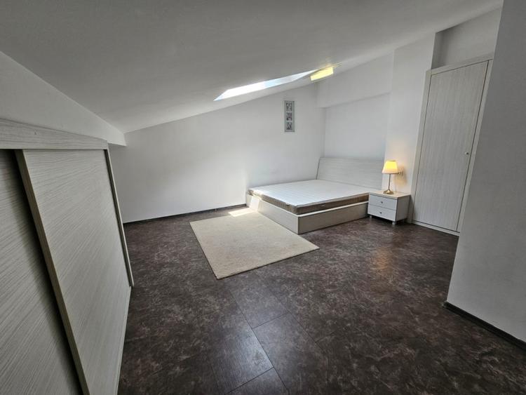 Apartament cu 2 camere semidecomandat, mobilat în Dămăroaia
