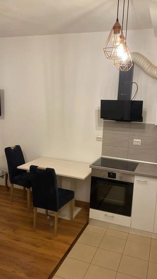 Apartament cu 2 camere semidecomandat în Mihai Bravu