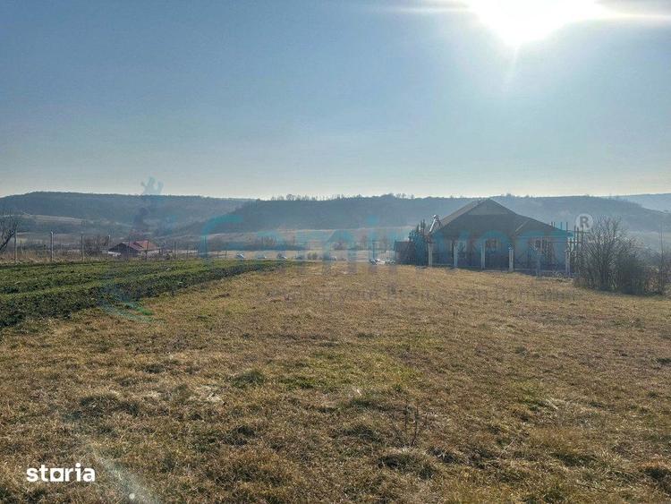Teren de 4845 mp, în Hidiș