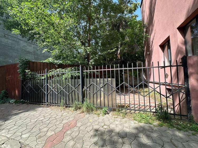 Spațiu comercial, de 235 mp, în Calea Călărașilor