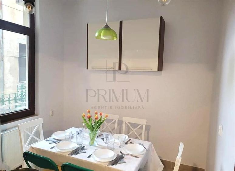 Apartament cu 3 camere circular, mobilat în P-ța Maria