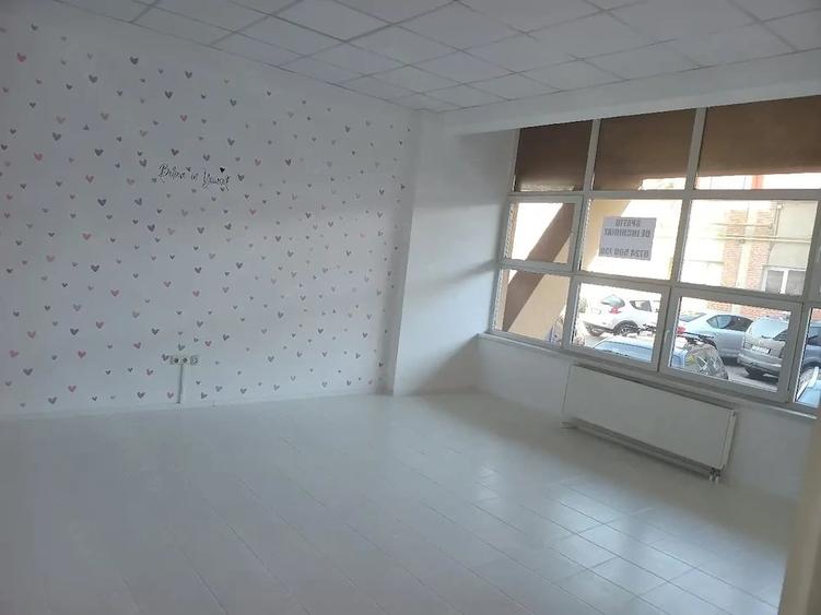 spatiu comercial in incinta sediului Registrului Comer?ului - 2
