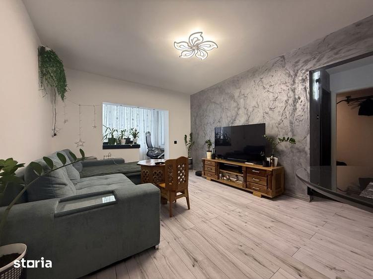 Apartament cu 3 camere semidecomandat, mobilat în Soarelui