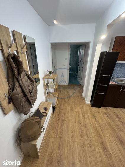 Apartament 2 camere, decomandat, etaj 3/4 ?TEFAN CEL MARE - 8