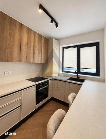 Casă cu 5 camere cu Teren 110 Mp în Central