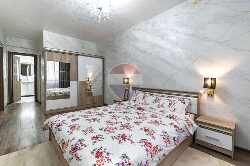 Apartament cu 2 camere decomandat, mobilat în Tractorul