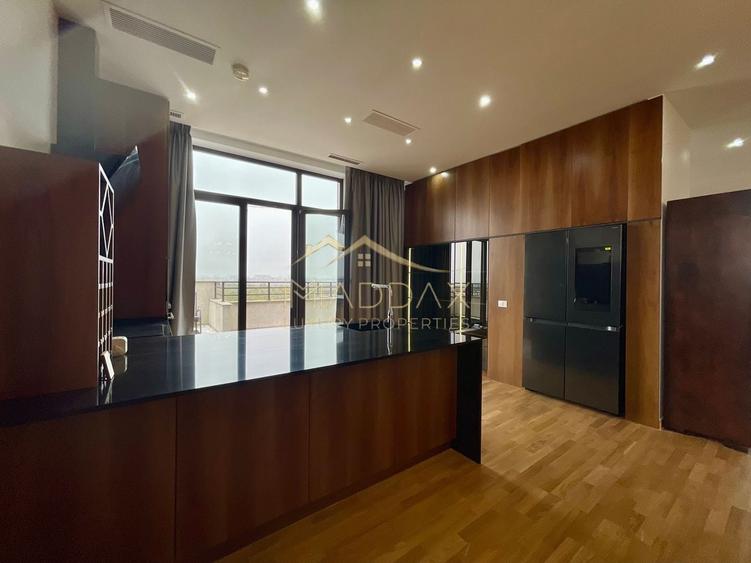 Apartament cu 4 camere, mobilat în Pipera