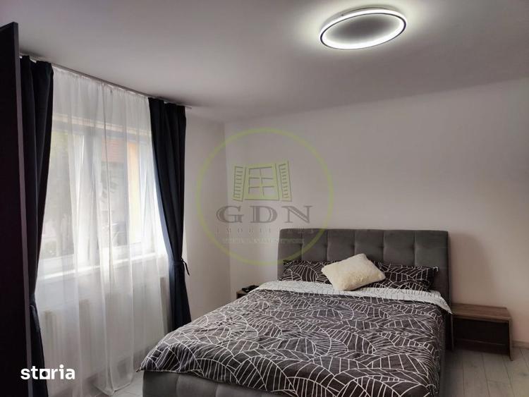 Casă cu 5 camere cu Teren 600 Mp în Central