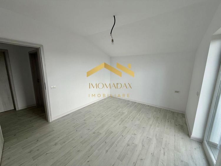 Duplex cu 3 camere cu Canalizare în Bucovăț (Remetea Mare)