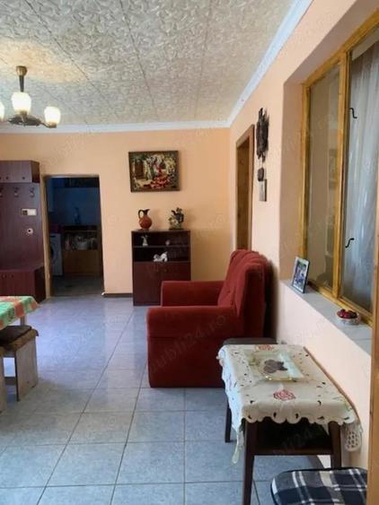 Vand casa si teren , str.Muresului - 7