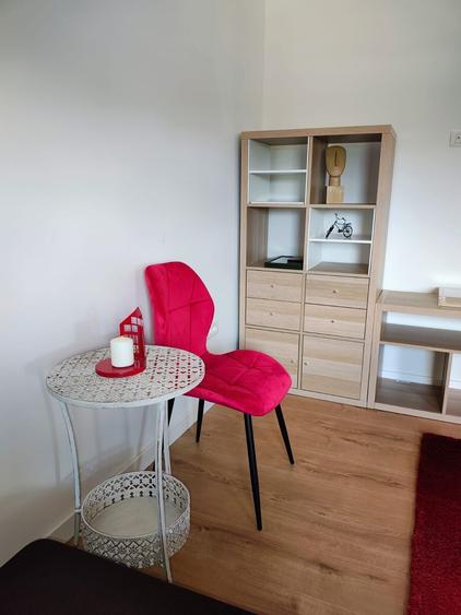 Apartament cu 2 camere semidecomandat, mobilat în Tunari