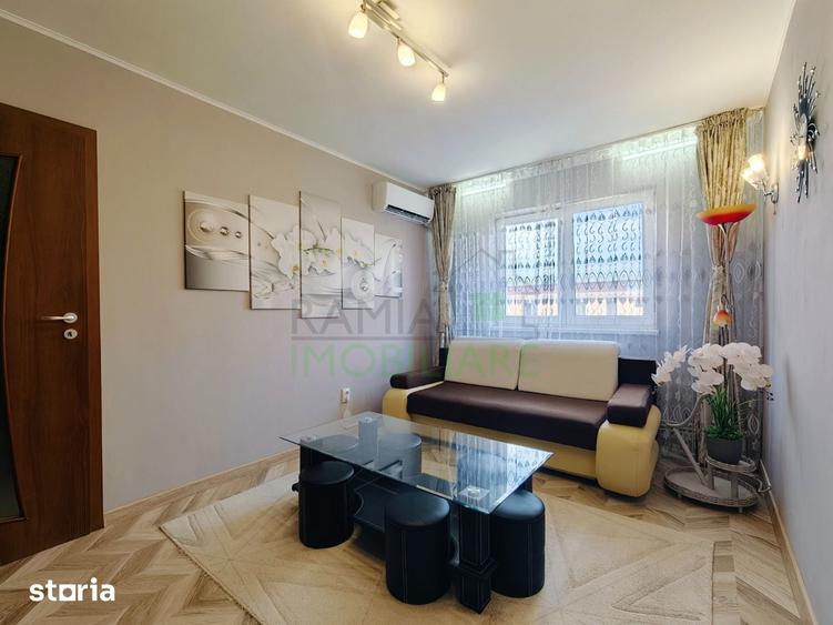 Apartament cu 3 camere în Florilor