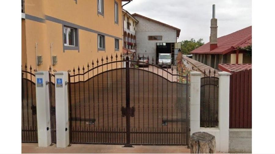 Casă individuală cu 6 camere cu Teren 831 Mp în Drăgănești