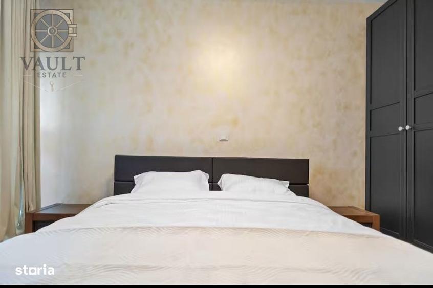 Apartament cu 3 camere semidecomandat, mobilat în Tei