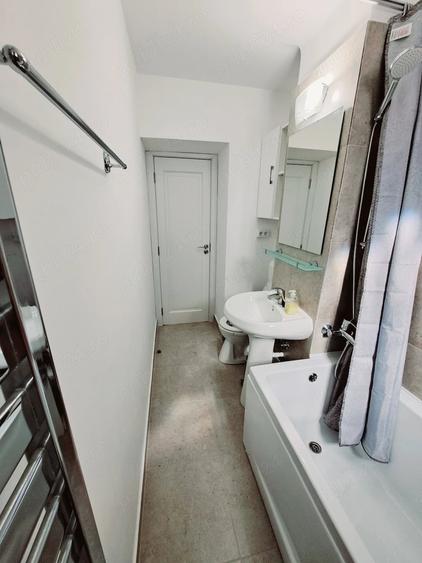 Apartament cu 2 camere nedecomandat în Central