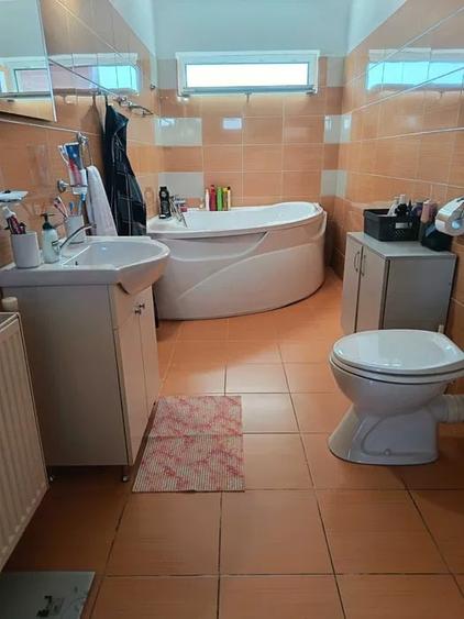 Duplex cu 4 camere cu Teren 150 Mp în Borhanci