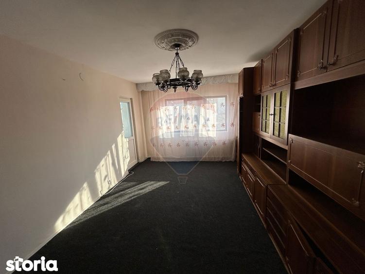 Apartament cu 3 camere decomandat în Vasile Alecsandri