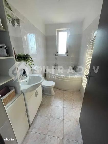 Apartament cu 4 camere semidecomandat în Europa