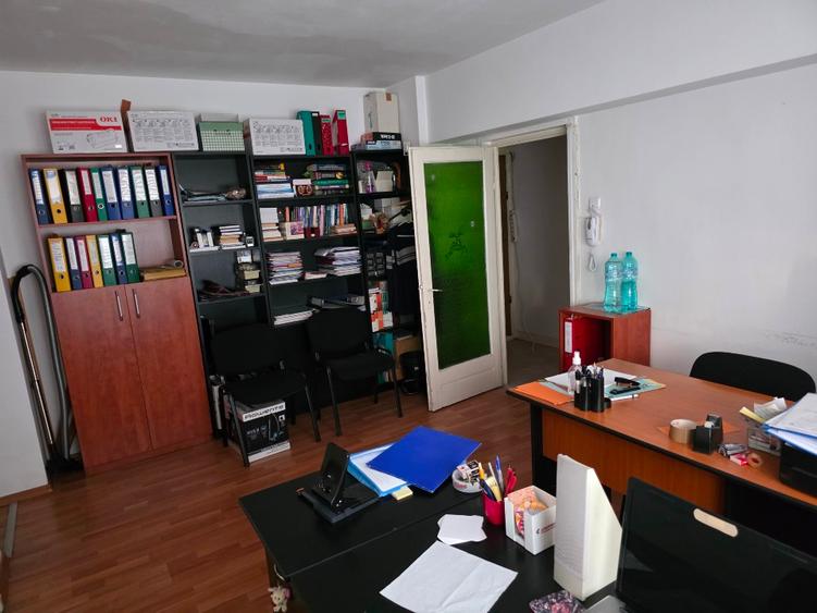 Proprietar vand ap. 2 camere Zona Vasile Parvan, Kogalniceanu - 2