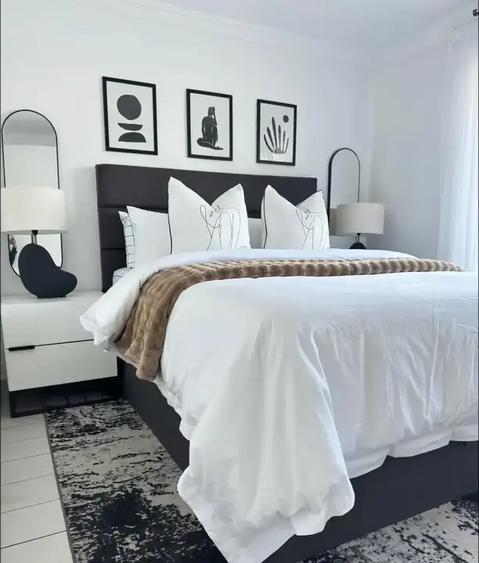 Apartament cu 3 camere decomandat în Theodor Pallady