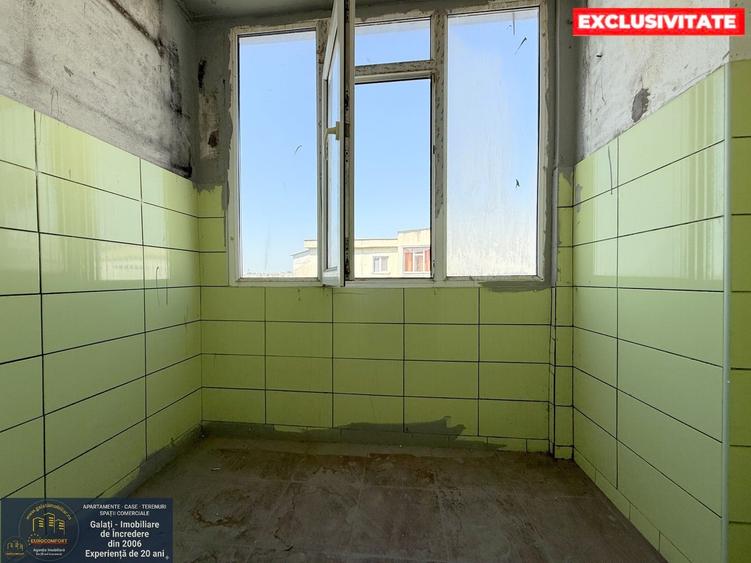 Apartament cu 3 camere decomandat în Micro 17