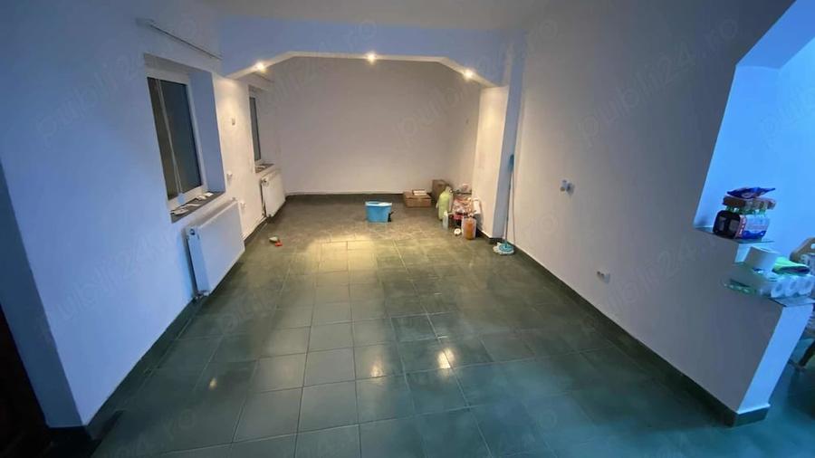 Casă cu Teren 300 Mp în Central