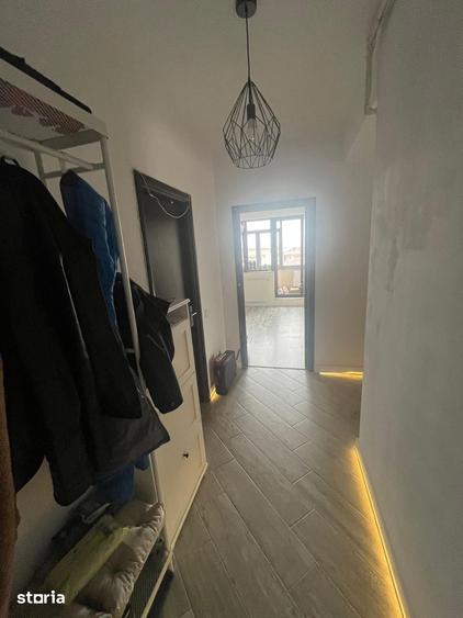 Apartament cu 3 camere decomandat în Chiajna