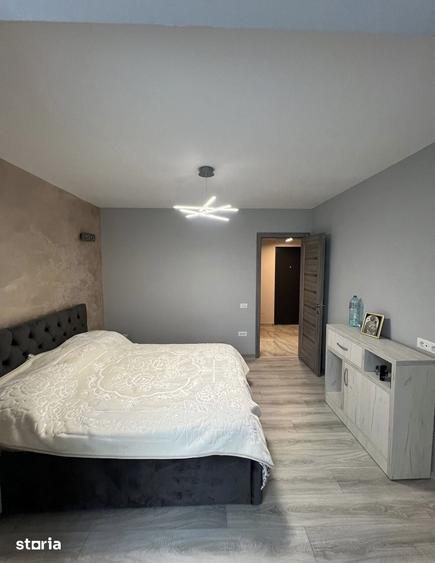 Apartament cu 2 camere decomandat în Craiovița Nouă