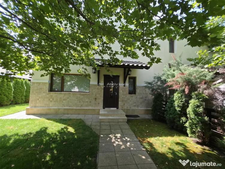 Casă cu 4 camere cu Teren 100 Mp în 1 Decembrie