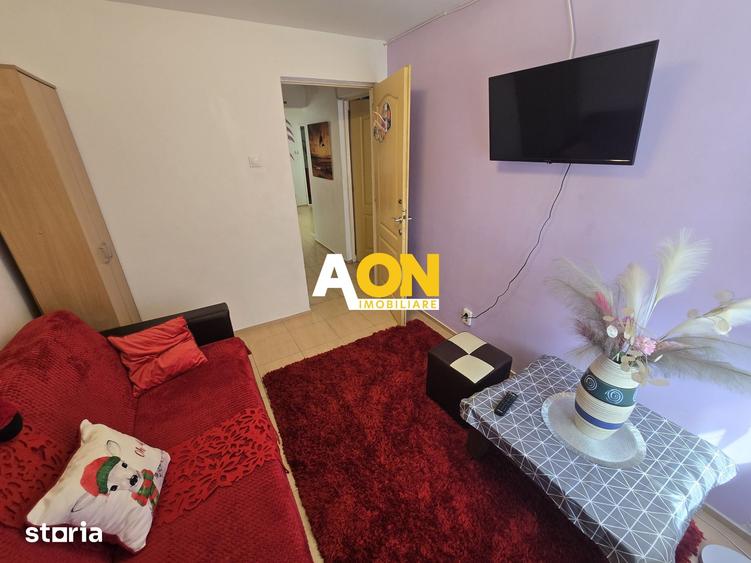Apartament cu 3 camere decomandat în Cetate